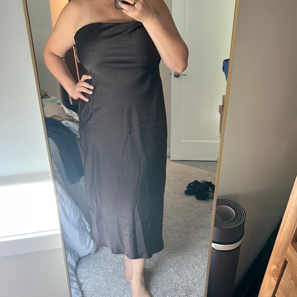 Elegant Brown Strapless Dress